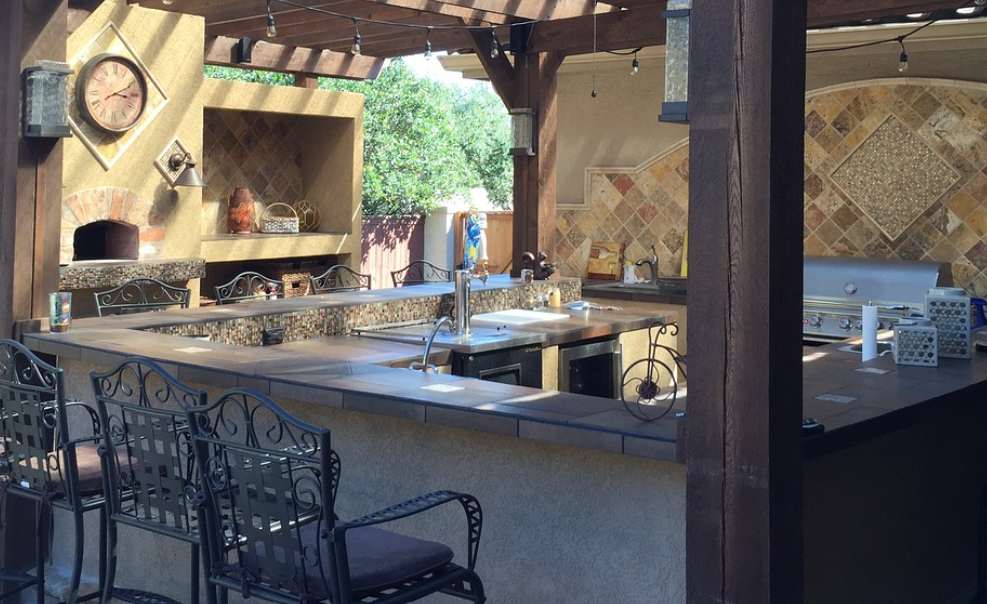 The Best Outdoor Countertop Materials, Best Counter Material For Outdoor Kitchen